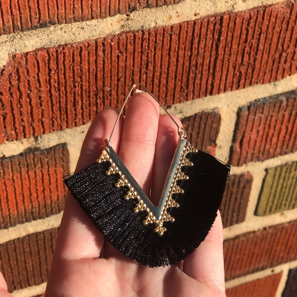 Jewelry - ⭐️ 4 for $23 black triangle hoop fringe earrings